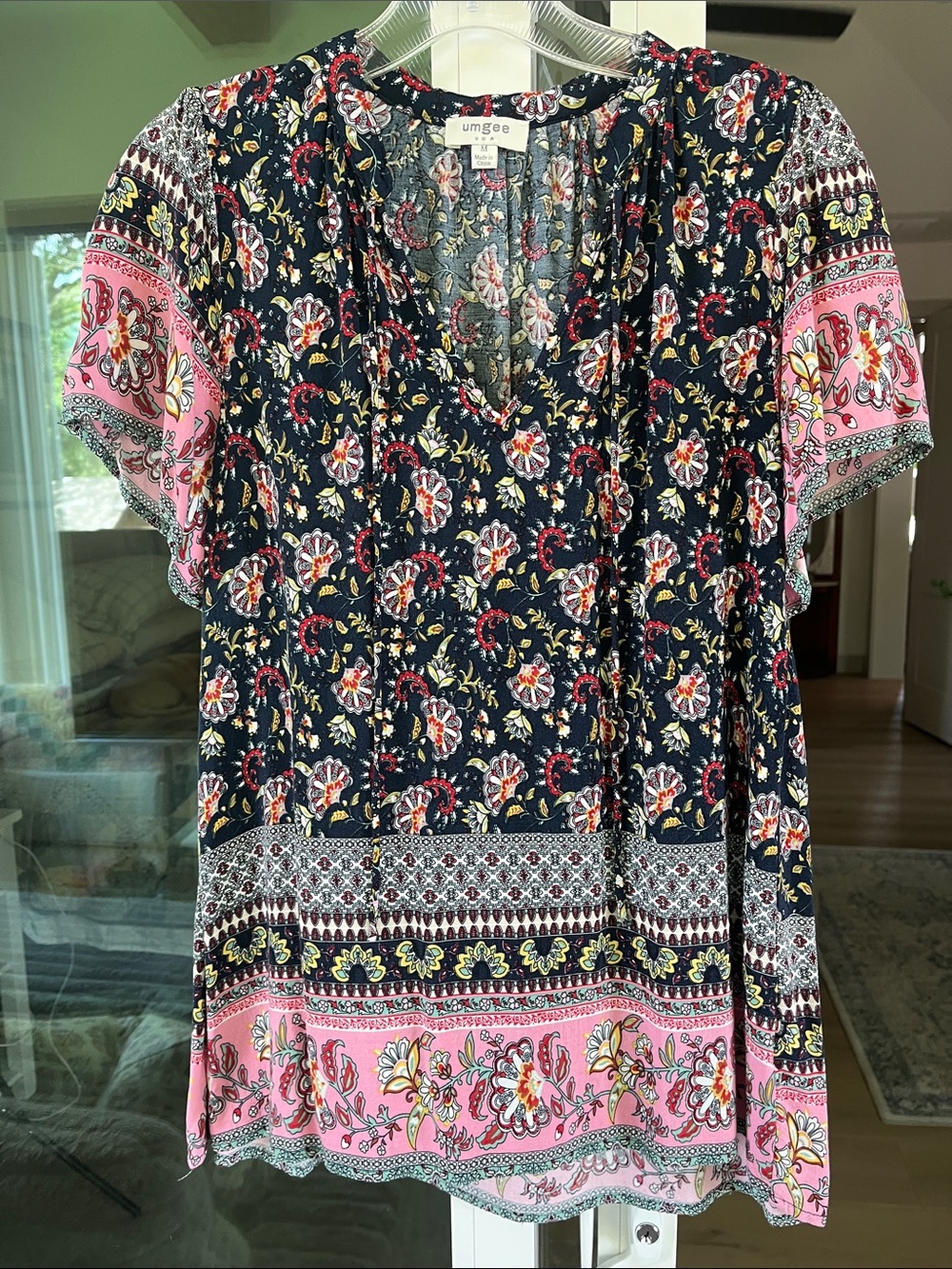 Umgee Top Medium Navy Floral Pink Border Accents Tassels Boho Lightweight